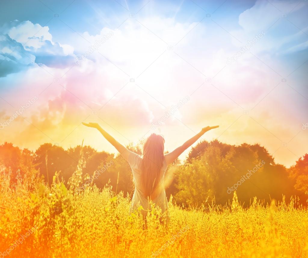 Only_Iran_Sp's tweet photo. I will burn in the #Sun of #Iran, 
I will be born in the #Haurvatat of #ran https://t.co/8xNpylg1Py