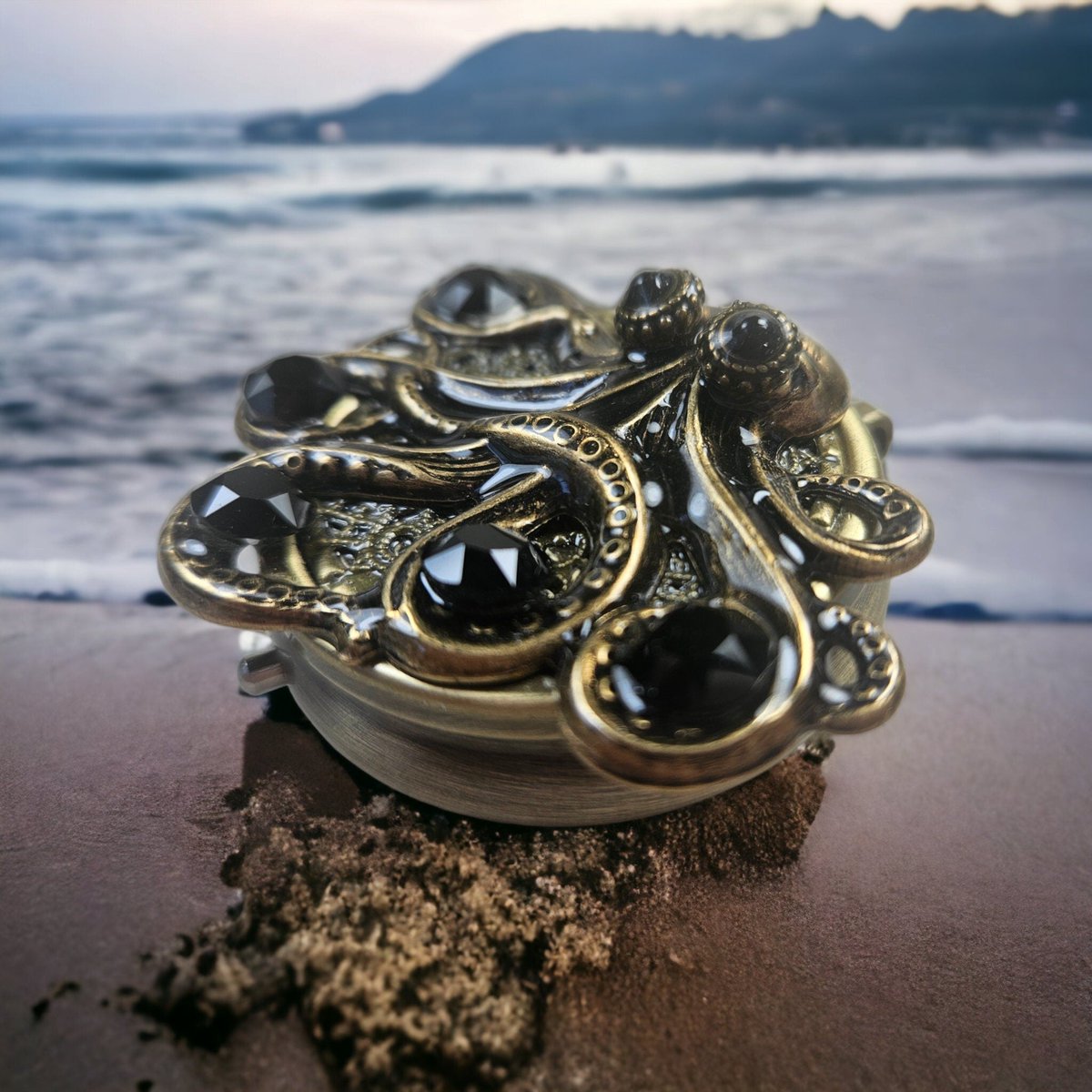 charsfavorite's tweet photo. Unlock a melody of memories with our Octopus Music Box Locket for just $130. A perfect blend of beauty and nostalgia awaits! #MusicLocket #JewelryDesign
Shop Now https://t.co/nw5Jm6fPH9 https://t.co/hWdfG4ZjbH
