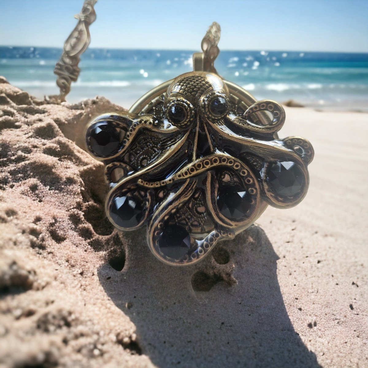 charsfavorite's tweet photo. Unlock a melody of memories with our Octopus Music Box Locket for just $130. A perfect blend of beauty and nostalgia awaits! #MusicLocket #JewelryDesign
Shop Now https://t.co/nw5Jm6fPH9 https://t.co/hWdfG4ZjbH