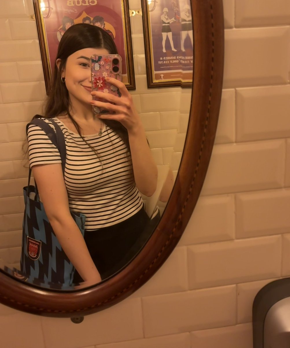 hannah ✨ tweet media