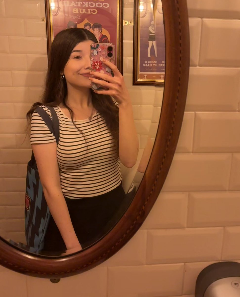 hannah ✨ tweet media