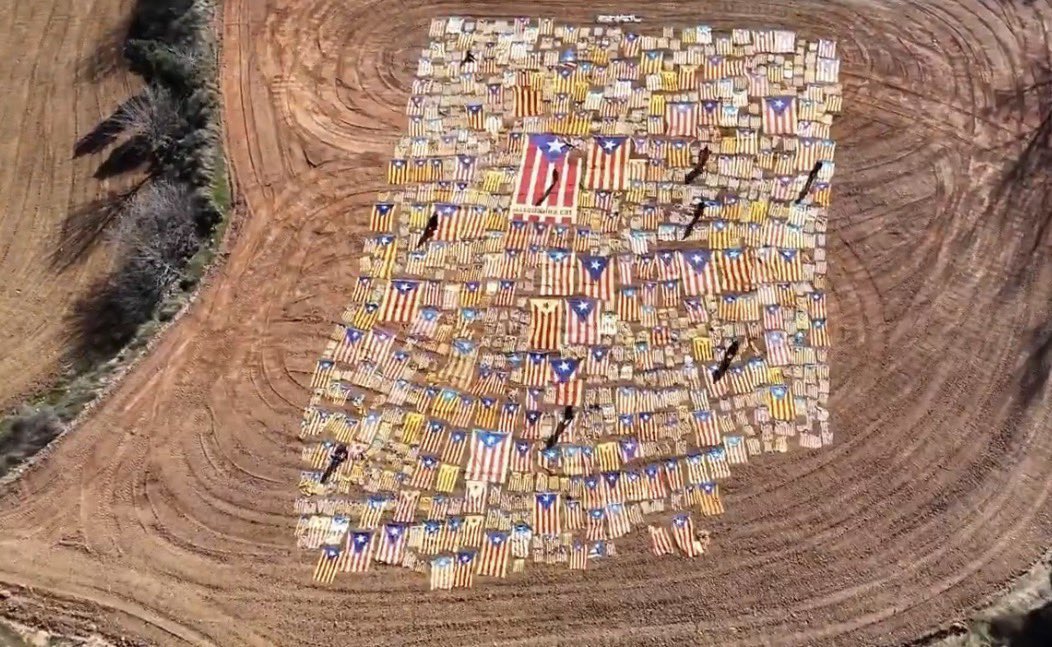 Help Catalonia 🎗 tweet media