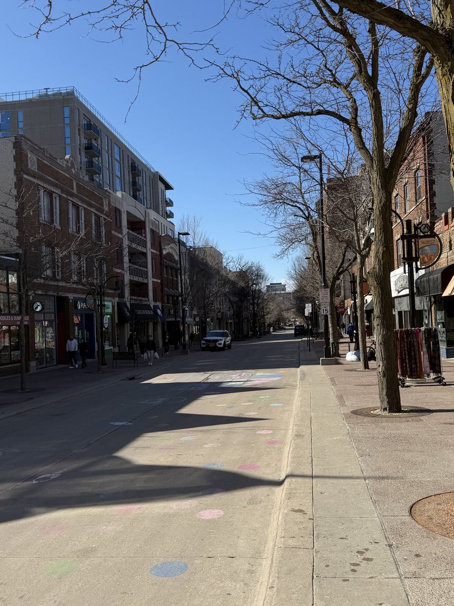 Nicholas Hellmuth tweet media