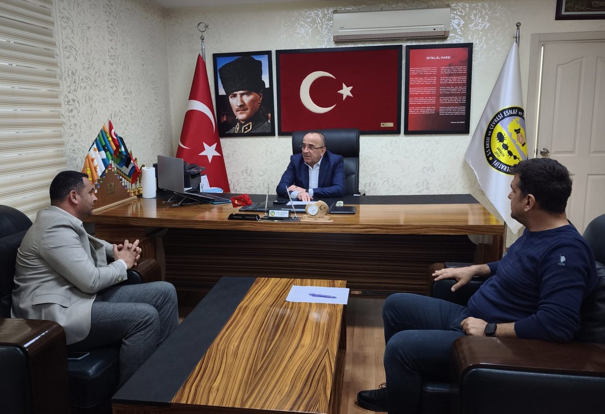 ahmettural32's tweet photo. 📍 AKSU
Aksu ve Çevresi Esnaf ve Sanatkârlar Kredi ve Kefalet Kooperatifi Başkanı Hasan Efe Üstün’ü ziyaret ederek kooperatifimizin çalışmaları, bölgedeki esnaf ve sanatkârlarımızın durumu ve gündeme ilişkin değerlendirmelerde bulunarak taleplerini aldık. 
#bizbuyukbiraileyiz https://t.co/ryjVsmb7UT