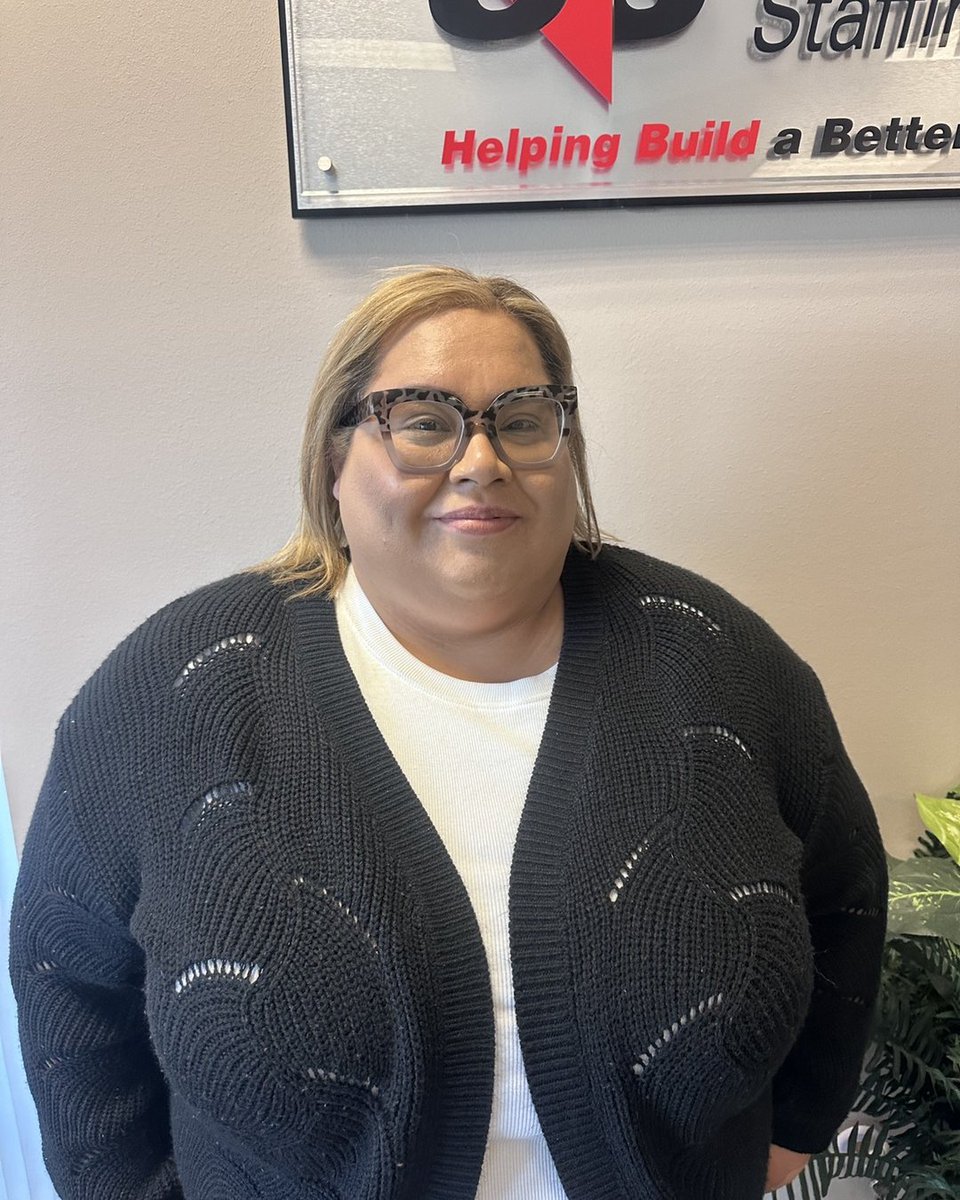 CornerStoneHire's tweet image. Celebrating 9 Years with Cassy!🎉
Thank you, Cassy, for nine years of dedication, leadership, and impact at CornerStone. We truly appreciate everything you bring to the team and look forward to many more successes ahead!✨ #WorkAnniversary #TeamCelebration #CornerStoneTeam