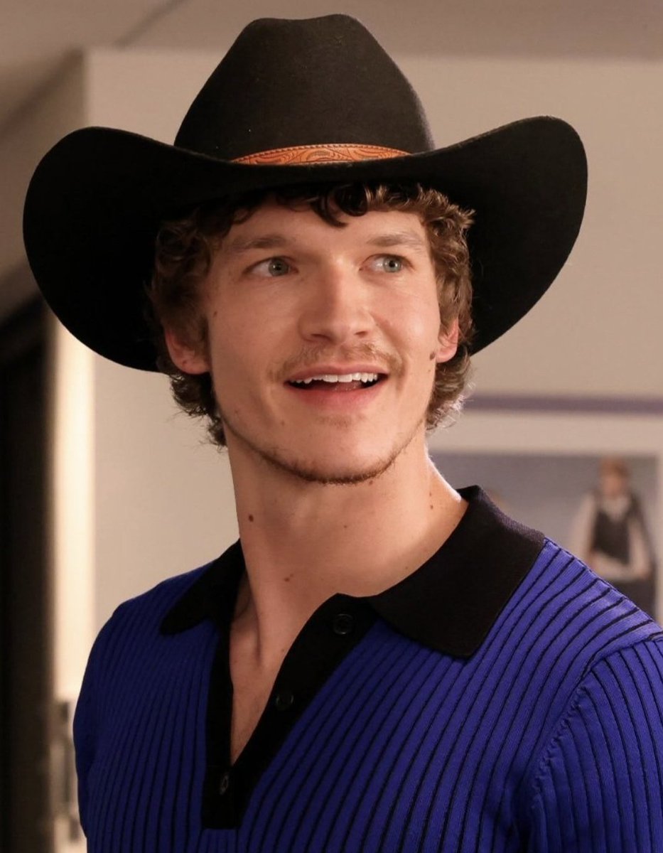 New photo of Connor Storrie for SNL