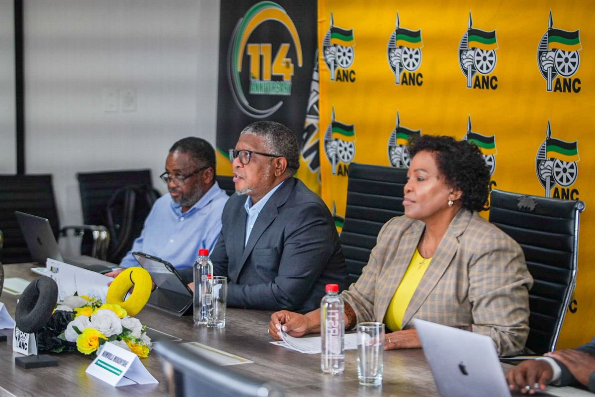 El Secretario General de la ANC, Fikile Mbalula, lideró una reunión virtual con el PCC, reafirmando la solidaridad histórica con Cuba, el rechazo al bloqueo y el compromiso con soberanía e internacionalismo. 

#CubaNoEstáSola