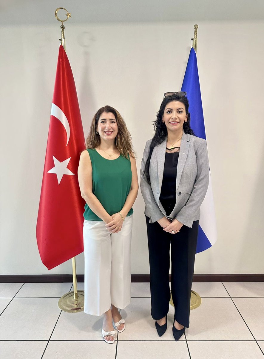 Türkiye in El Salvador tweet media