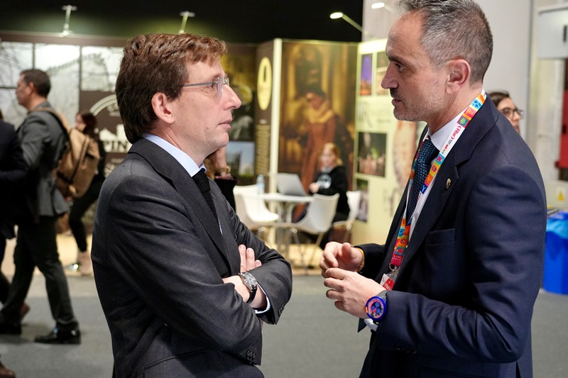 DOMINGOLM's tweet photo. La Comunidad de Madrid presenta en FITUR 2026 su oferta turística con un estand vanguardista inspirado en el Gran Premio de Fórmula 1

https://t.co/mQi0yNUF3b https://t.co/NbUhfgDEoP
