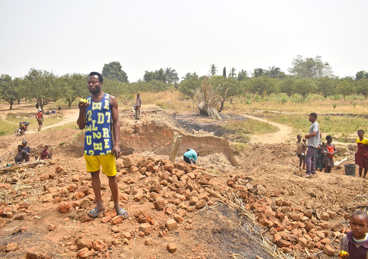 BenueRaamp's tweet photo. GOVERNOR ALIA ORDERS IMMEDIATE CONSTRUCTION OF TRIPLE CELL CULVERT AT RIVER AKU 
https://t.co/OhCrJi9U23 https://t.co/begRGLtCDO