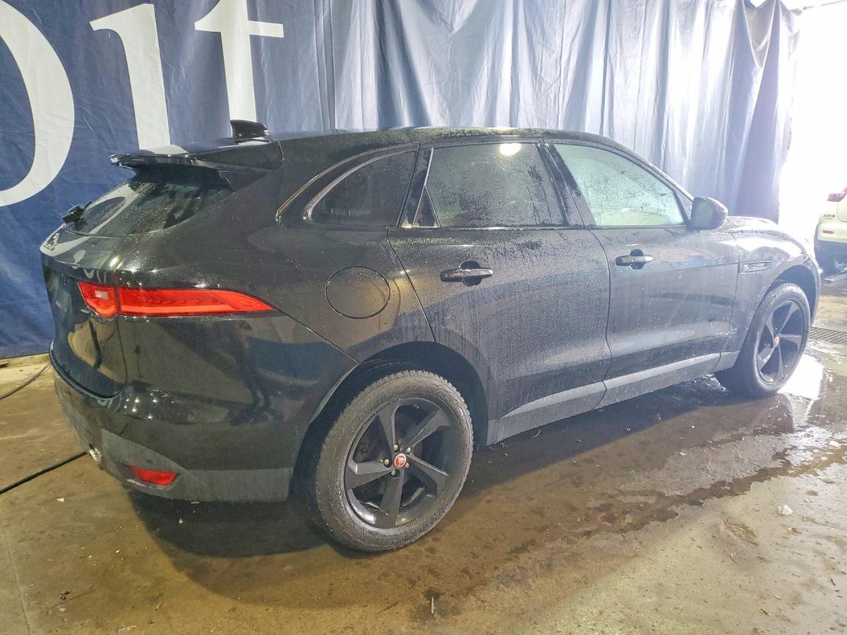jasonick1's tweet photo. 2017 #JAGUAR #FPACE PRESTIGE
33,065 mi
3.0L
All wheel drive
GHS 184,800 To Tema https://t.co/t6tseCgW9a