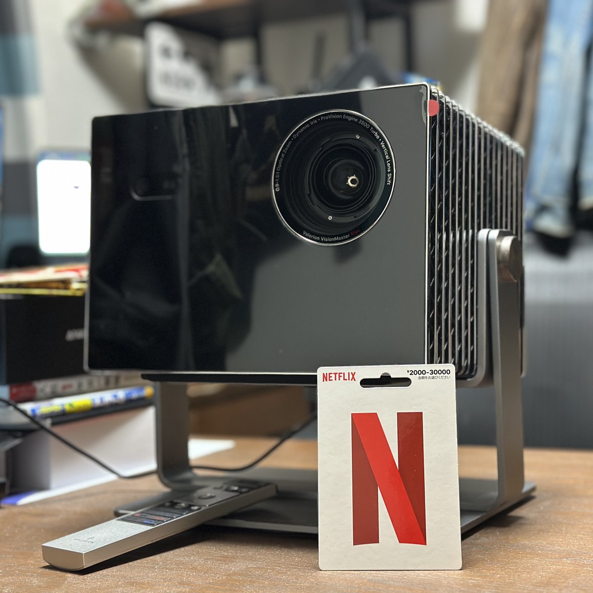 ocha2_mtar's tweet photo. プレゼントキャンペーンで当たったNetflixギフトカード、そういえば届いてた！！
ありがとうございます！ @Valerion_JP 

今日支援総額が３億円突破したらしい
おめでとうございます！
https://t.co/O7Lnm3zFF0
ストレッチゴールの3Dメガネ、めっちゃ嬉しい☺️ https://t.co/XCWvZIRNKa