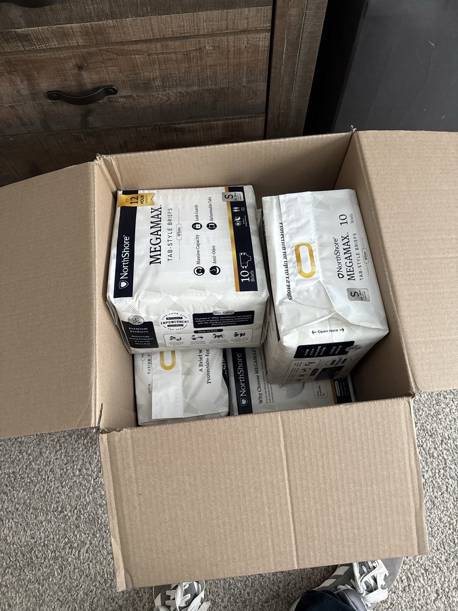 Daddy Lion @ BFC, MFF tweet media