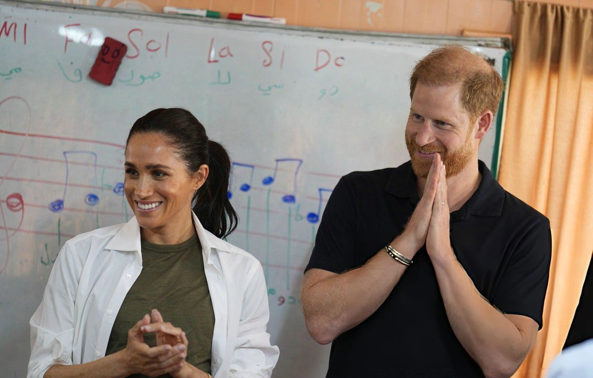Simply Meghan Markle tweet media