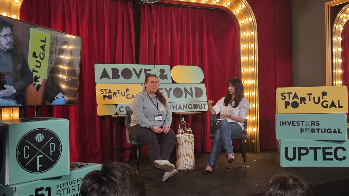 Back in Lisbon, this panel is being moderated by Carolina Rocha, Player Community Lead at <a href="/PlayFortisGames/">Fortis Games</a>, a startup creating virtual worlds that matter. 🎮