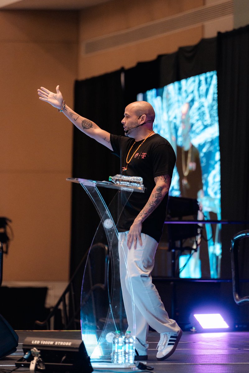 Diary of Trips tweet media