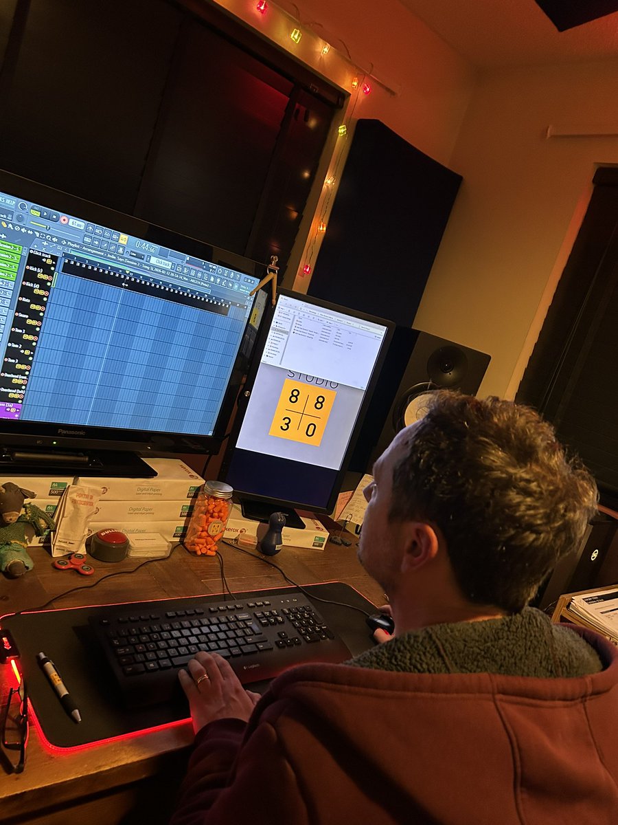 Peter Richard Adams tweet media