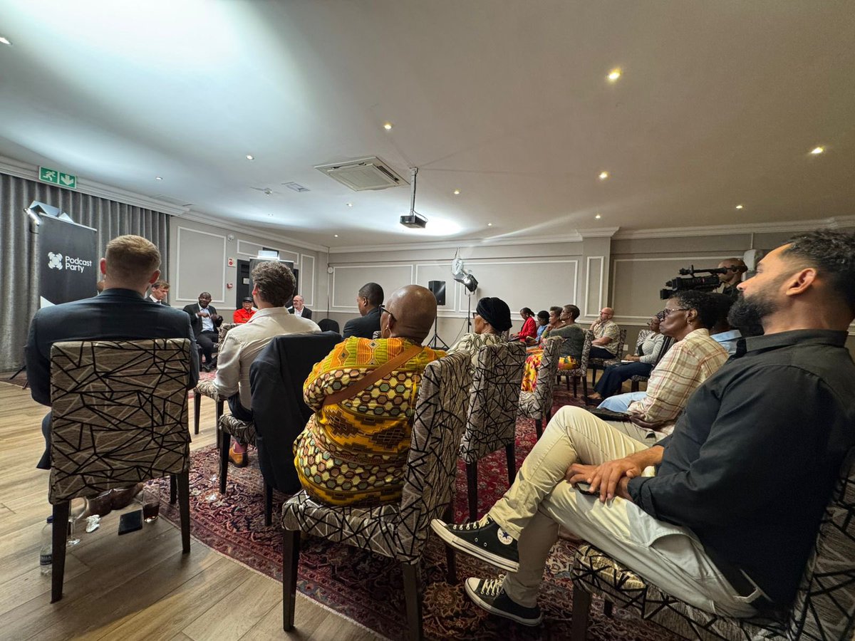 Podcast Party tweet media