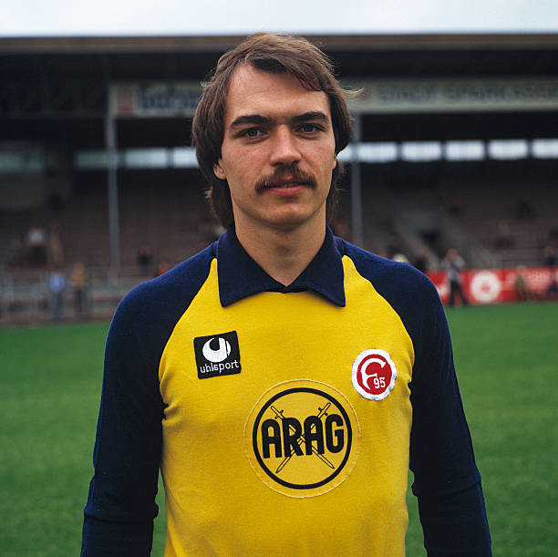 Mk5: PES Classic tweet media