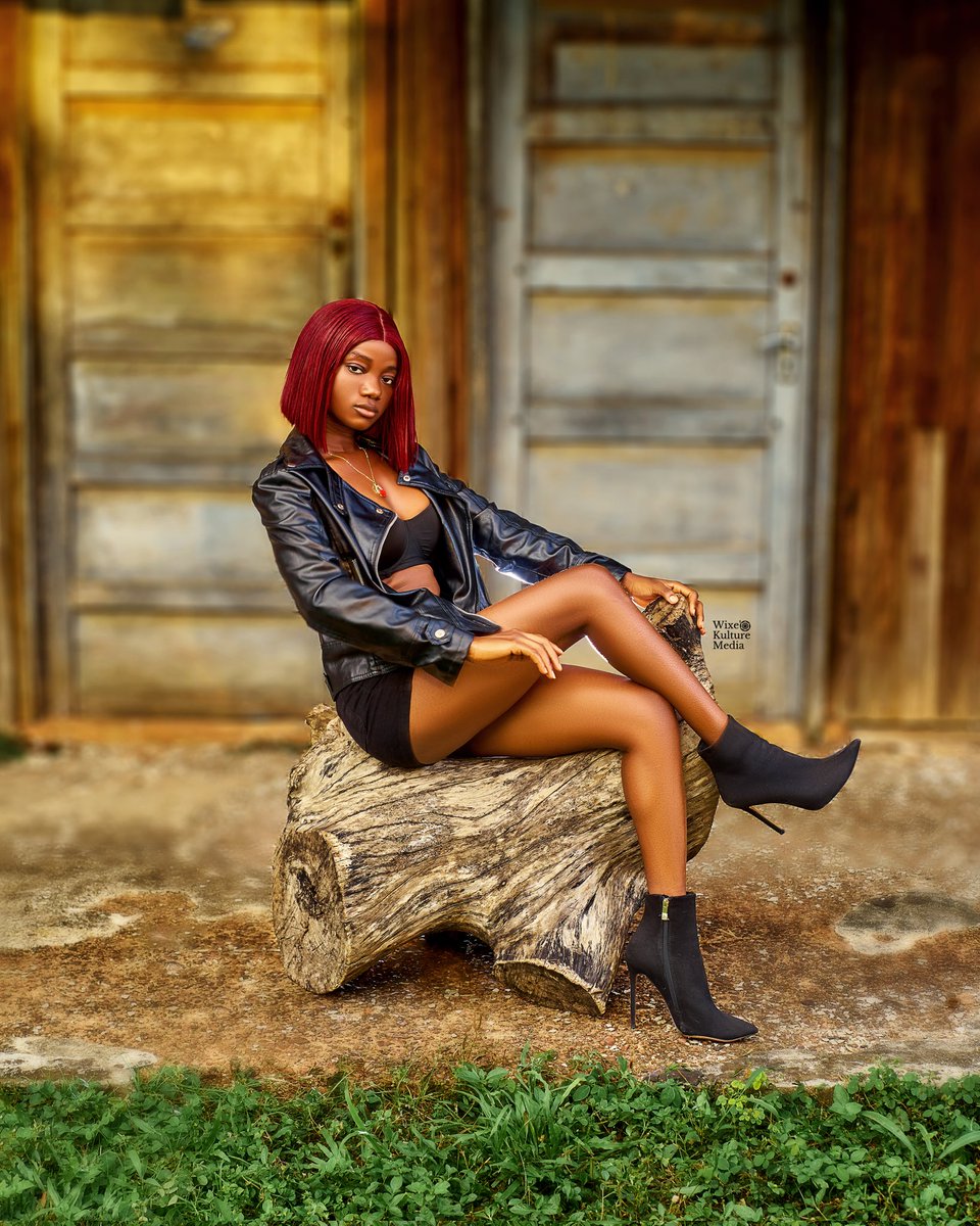 samodelling agency tweet media