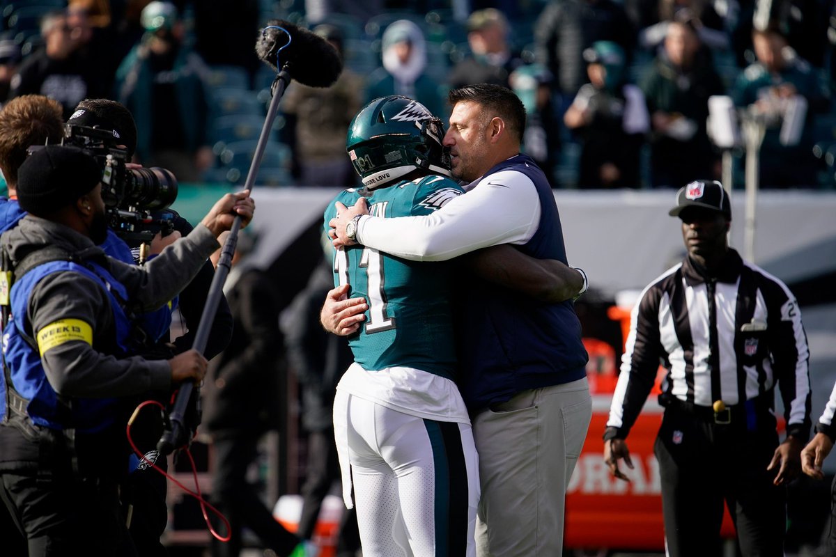 LosTalksPats's tweet photo. #Patriots HC Mike Vrabel on a potential AJ Brown trade:

“I think that we'll look at everything that we can possibly look at to add to our roster… there'll be a lot of opportunities for us to talk about trades, not only this week, but as we prepare and get closer to the draft."

(via @DougKyed)