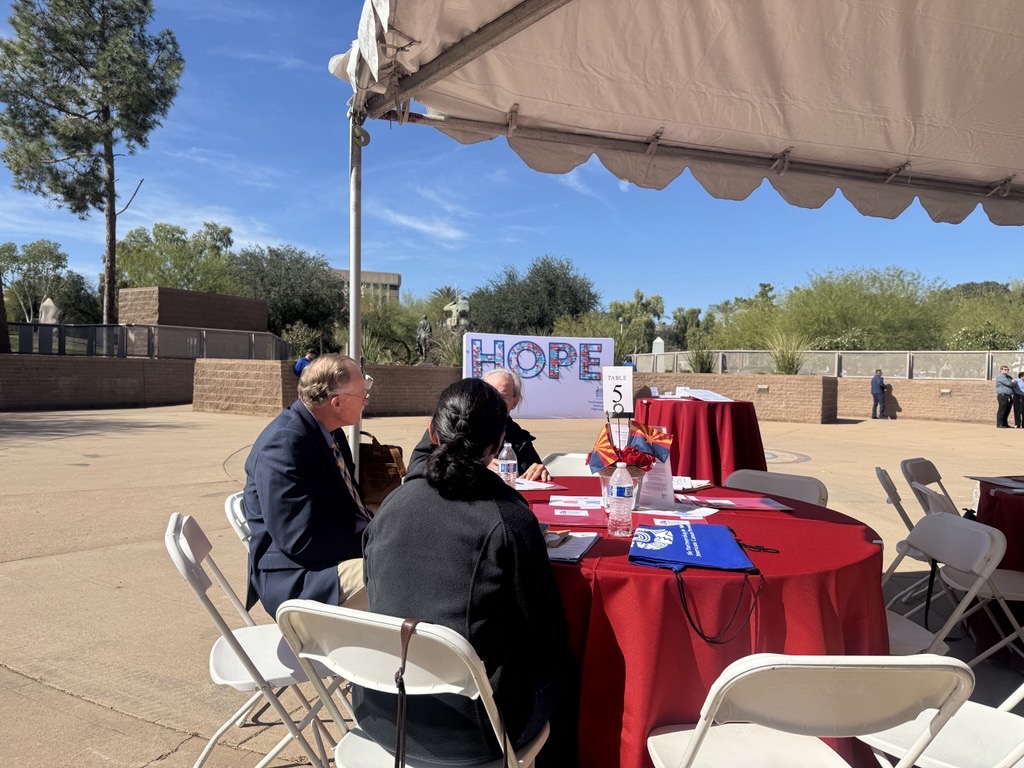 ACSCANAZ's tweet image. Thank you to members of the Arizona Legislature for meeting with @ACSCANAZ volunteers during #AZCancerActionDay last Thursday to hear our stories and policy priorities.

Together we can #FightCancer #AZCAD26 (1/3)