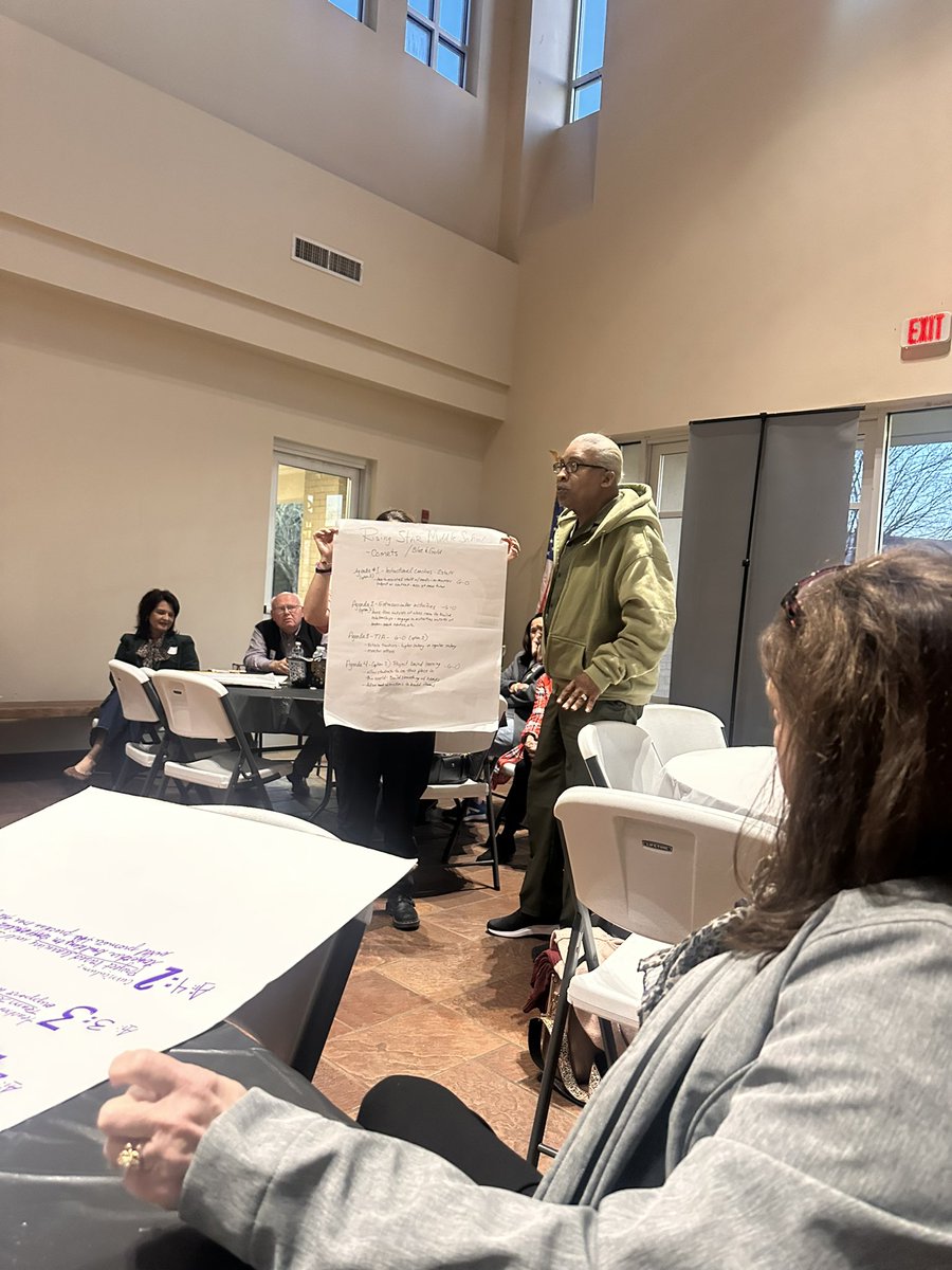 wadestanford's tweet photo. Huge shoutout to @RYHT_ETexas &amp; @RYHTexas for facilitating an important conversation about Beyond The Falling STAAR - A Workshop on How Schools are Graded!

A great turnout with high engagement indicates people care deeply about their public schools!!
@DeannLee85 #WWWay https://t.co/dC0848lGCL