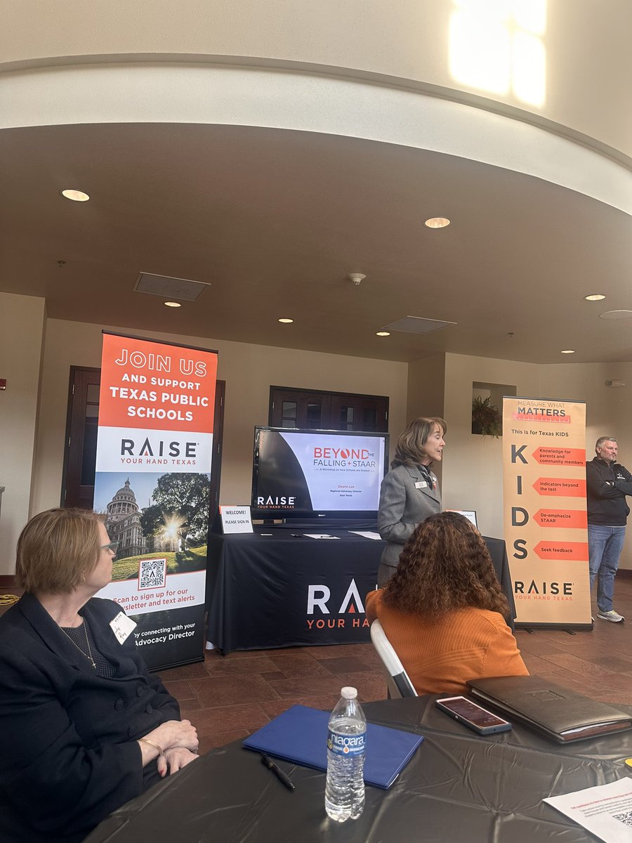 wadestanford's tweet photo. Huge shoutout to @RYHT_ETexas &amp; @RYHTexas for facilitating an important conversation about Beyond The Falling STAAR - A Workshop on How Schools are Graded!

A great turnout with high engagement indicates people care deeply about their public schools!!
@DeannLee85 #WWWay https://t.co/dC0848lGCL