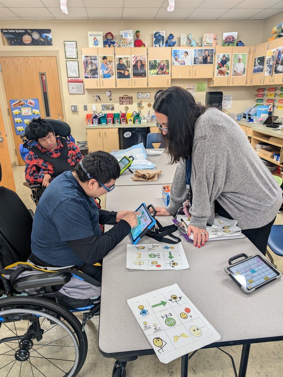 🗣️🎲 Mrs. Connell’s class is leveling up communication! Students used their communication devices to play games during speech—learning, laughing, and building skills together! <a href="/ucpsnc/">Union County Public Schools</a> <a href="/aghoulihan/">Andrew G. Houlihan</a>