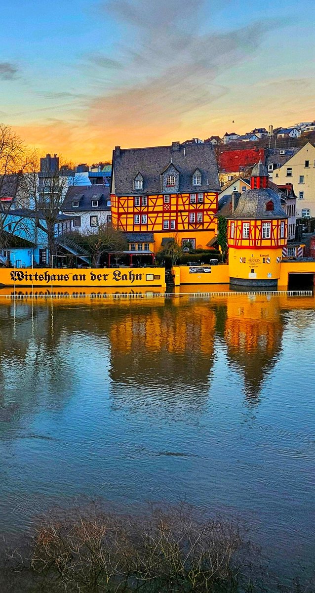 Karl Hofstätter tweet media