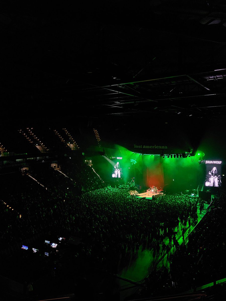 joli🪐 tweet media