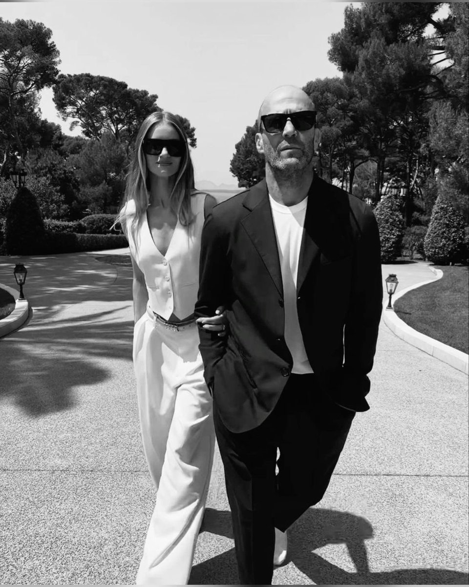 𝒞𝓁𝒶𝓈𝓈𝓎 tweet media