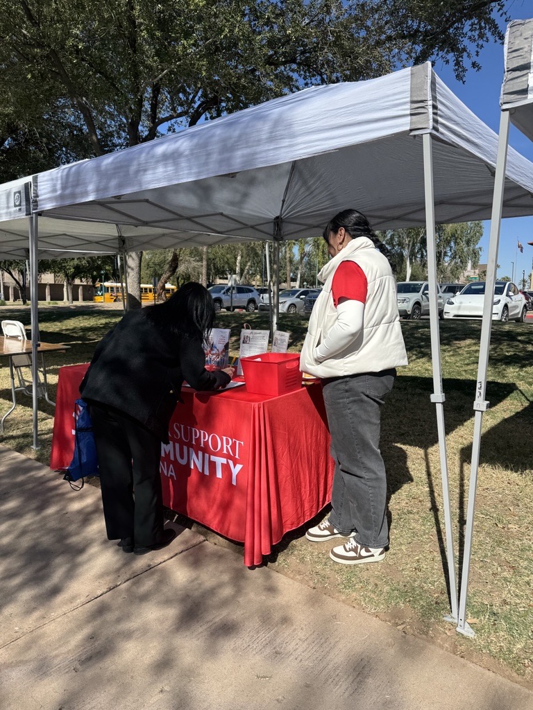 ACSCANAZ's tweet photo. Thank you to every volunteer who attended #AZCAD26 last week to advocate on behalf of cancer patients, survivors, and their families.

Gratitude also to the many different organizations that participated in our Partner Walkway. #AZCancerActionDay (2/3) https://t.co/seng7P2cGR