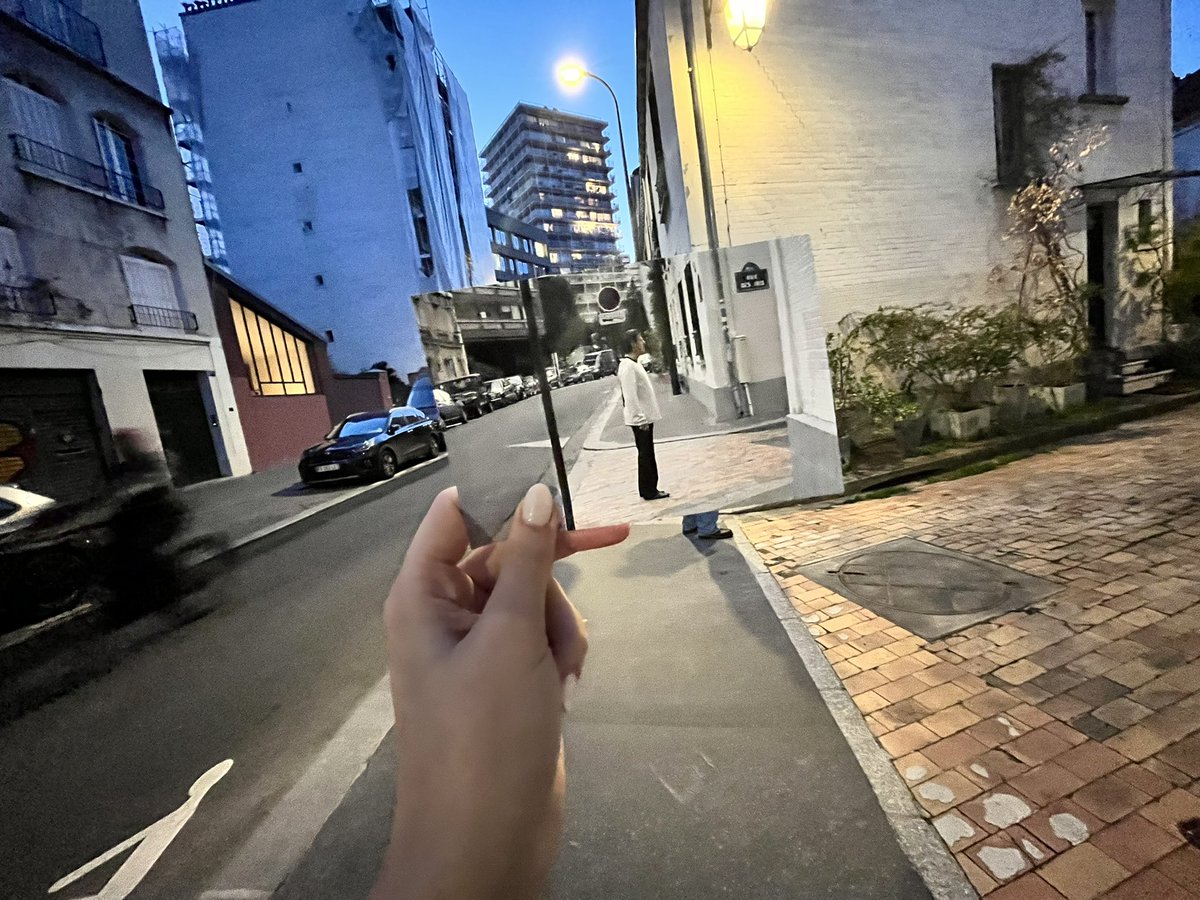 doused_zi's tweet photo. Stumbled upon the street where Caché 2005 was shot https://t.co/TA3IoKCBNj
