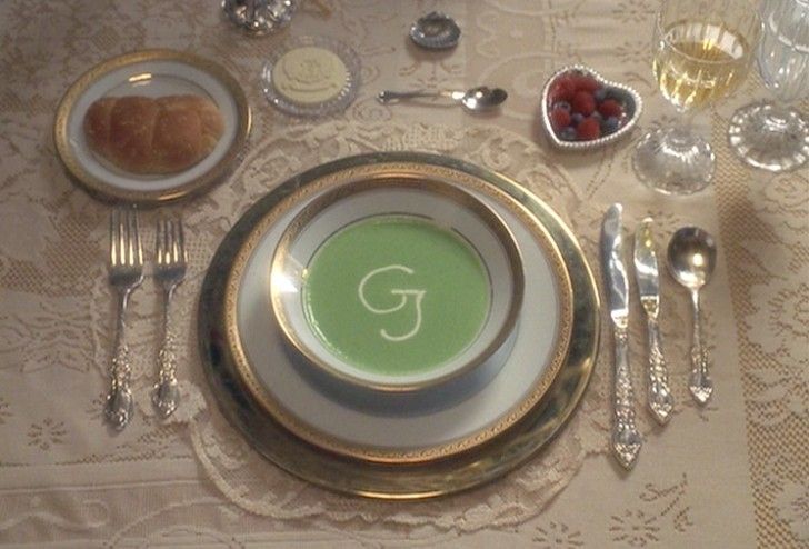 letterboxd's tweet photo. time for lunch 🍐 https://t.co/xku1BPP6oL