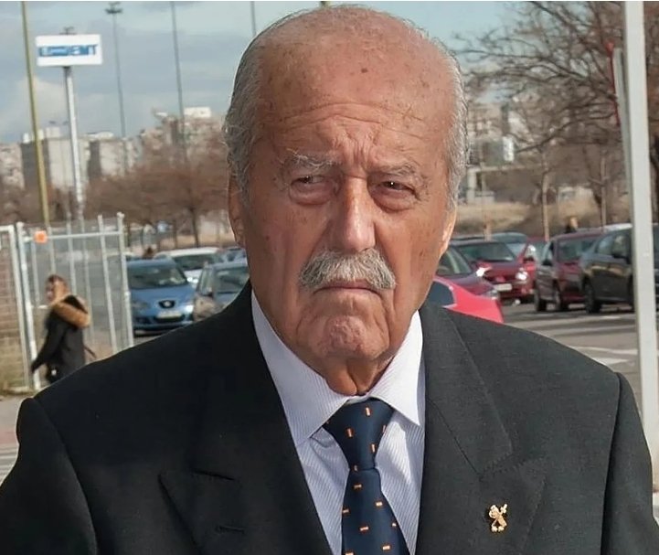Muere el teniente coronel Tejero, el guardia civil que entró en la historia al grito de «¡Quieto todo el mundo!»
Ha fallecido a los 93 años en Valencia, coincidiendo con la desclasificación de los documentos del 23-F