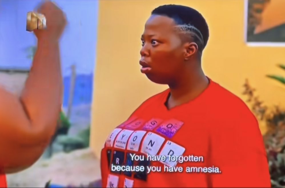 Snenhlanhla Portia Pearl never learns. She always wants to learn the hard way and basazomubhonya ke 😸 #UthandoNesthembu