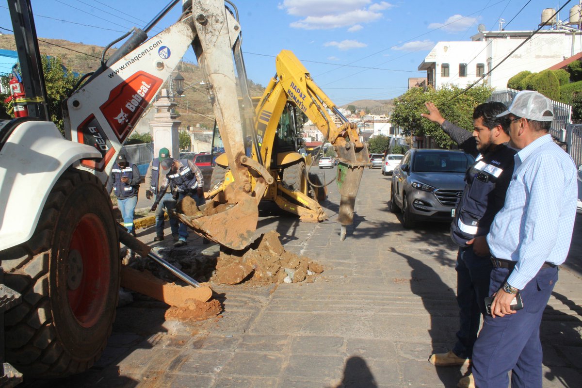 Renueva Jiapaz tubería antigua en Quebradilla acortar.link/ZtY3yn