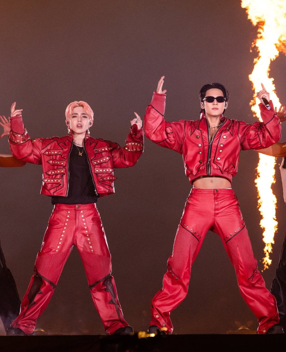 crazy ass photo damn.