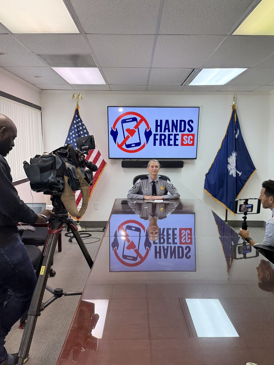 SCHP_Troop4's tweet photo. Troop 4 is fortunate to have a media market that genuinely cares about the safety of our roadways. Your partnership plays a critical role in keeping drivers informed and accountable. Thank you for showing up today for our Hands Free Law media event. #targetzerosc https://t.co/pedXBNOdAb