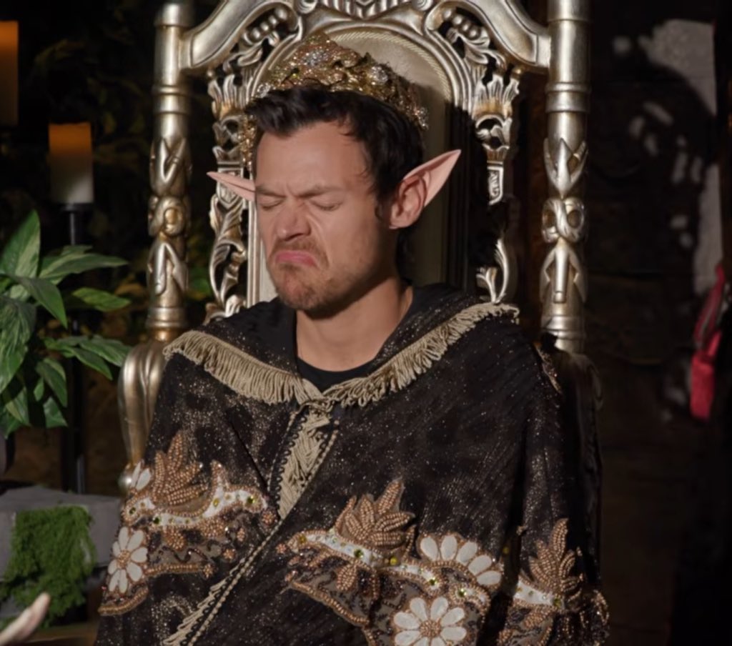 netflixrry's tweet photo. new reaction pictures just dropped https://t.co/rswy8l5iKl