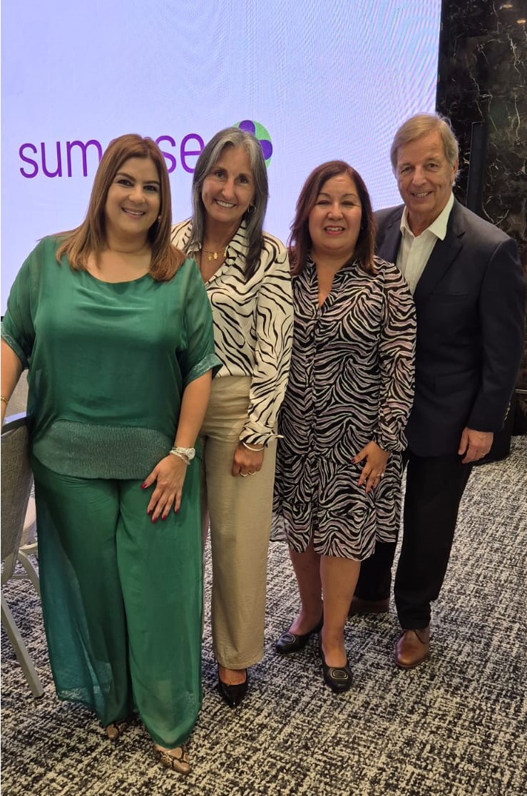 1empresa1aula's tweet photo. ✨ Participamos en la Asamblea Anual de @Sumarse
Felicitamos a Sumarse pro su liderazgo y deseamos que los proyectos 2026 se conviertan en impacto positivo para el país.
#FundacionUnaEmpresaUnAula #Sumarse #AsambleaAnual #Panama https://t.co/4Uvkc3nFNV