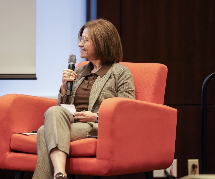 Monica Langley tweet media