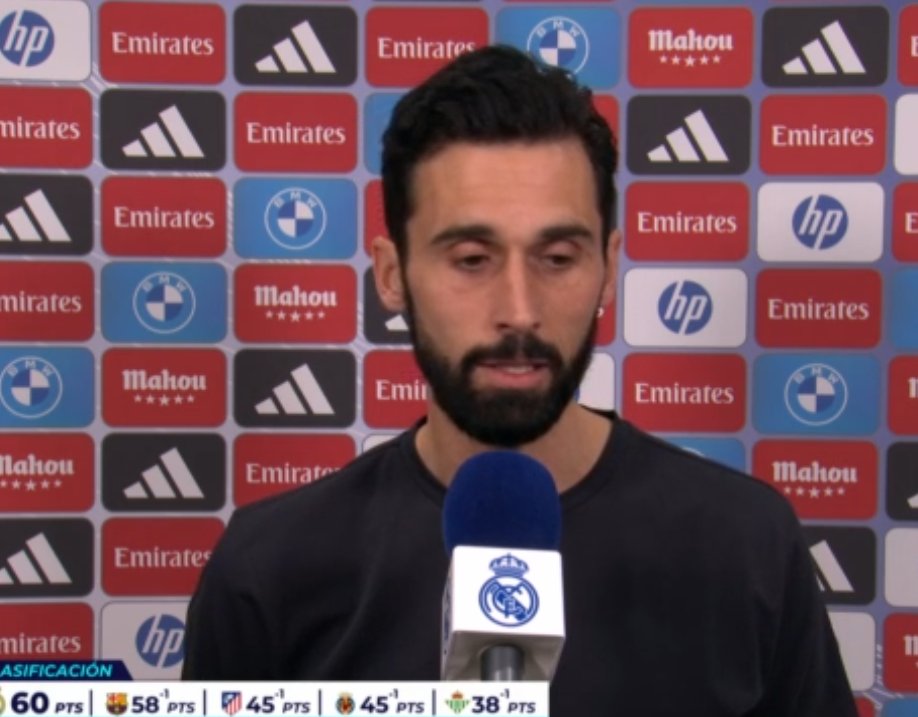 theMadridZone's tweet photo. 🚨 🚨  Alvaro Arbeloa: "Kylian Mbappé will NOT be back very soon.

His recovery will take a while, not just a few days." https://t.co/bHHovNqzxR
