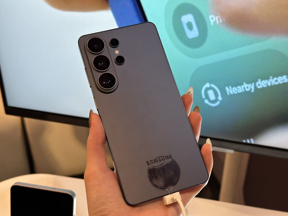 Playfuldroid! tweet media