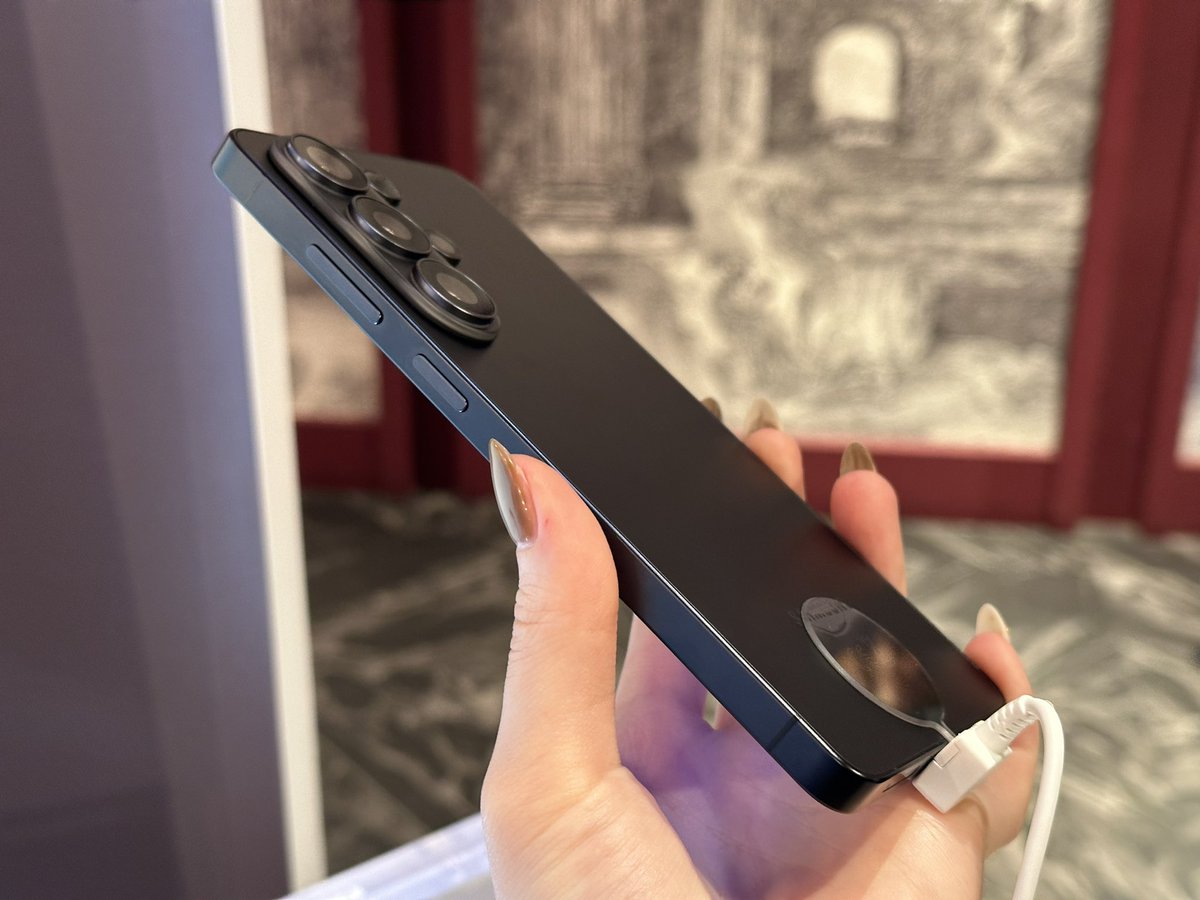 Playfuldroid! tweet media