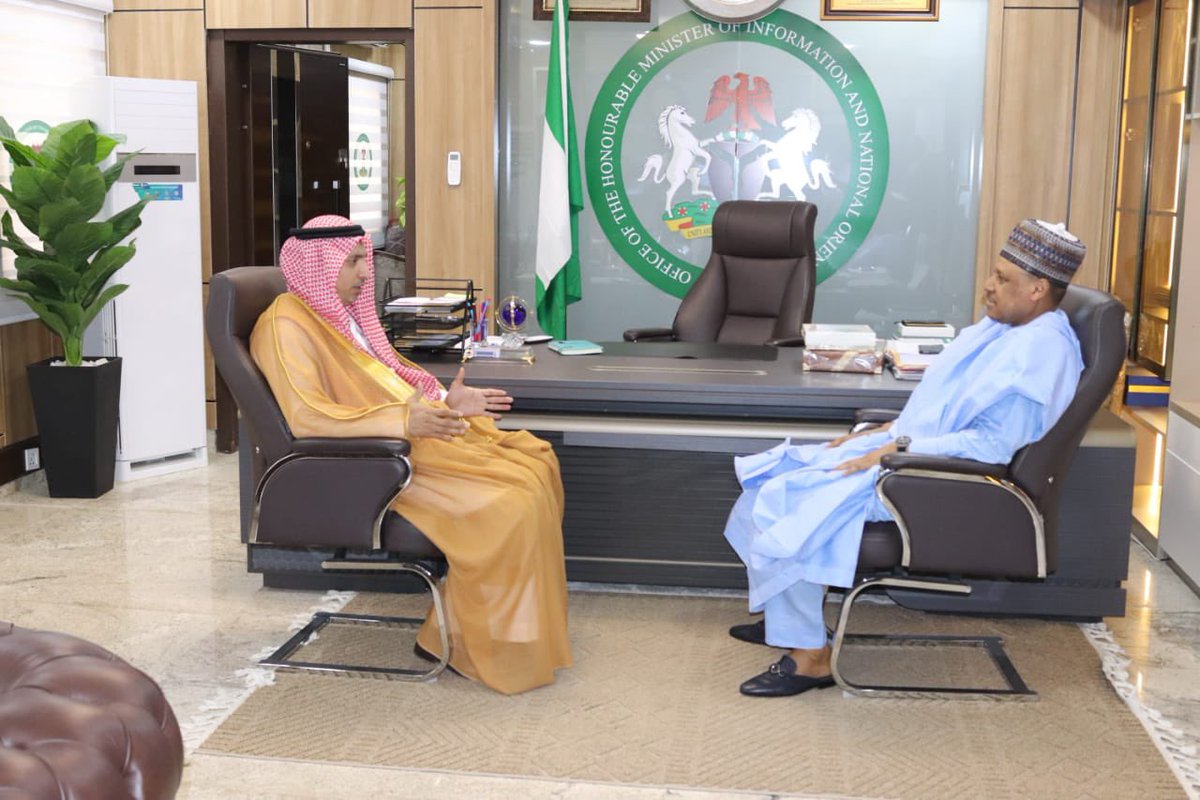 KSAembassyNG's tweet photo. استقبل معالي وزير الإعلام والتوجيه الوطني بجمهورية نيجيريا الاتحادية السيد/ محمد ادريس، في مكتبه، سعادة الأستاذ/ يوسف بن محمد البلوي، سفير خادم الحرمين الشريفين لدى جمهورية نيجيريا الاتحادية، وجرى خلال اللقاء تبادل الأحاديث الودية، ومناقشة المواضيع ذات الاهتمام المشترك.
———————————————————
The Honourable Minister of Information and National Orientation of the Federal Republic of Nigeria, Mr. Mohammed Idris, received in his office Mr. Yousef bin Mohammed Al-Balawi, the Ambassador of the Custodian of the Two Holy Mosques to the Federal Republic of Nigeria. The meeting featured cordial discussions and an exchange of views on matters of mutual interest.