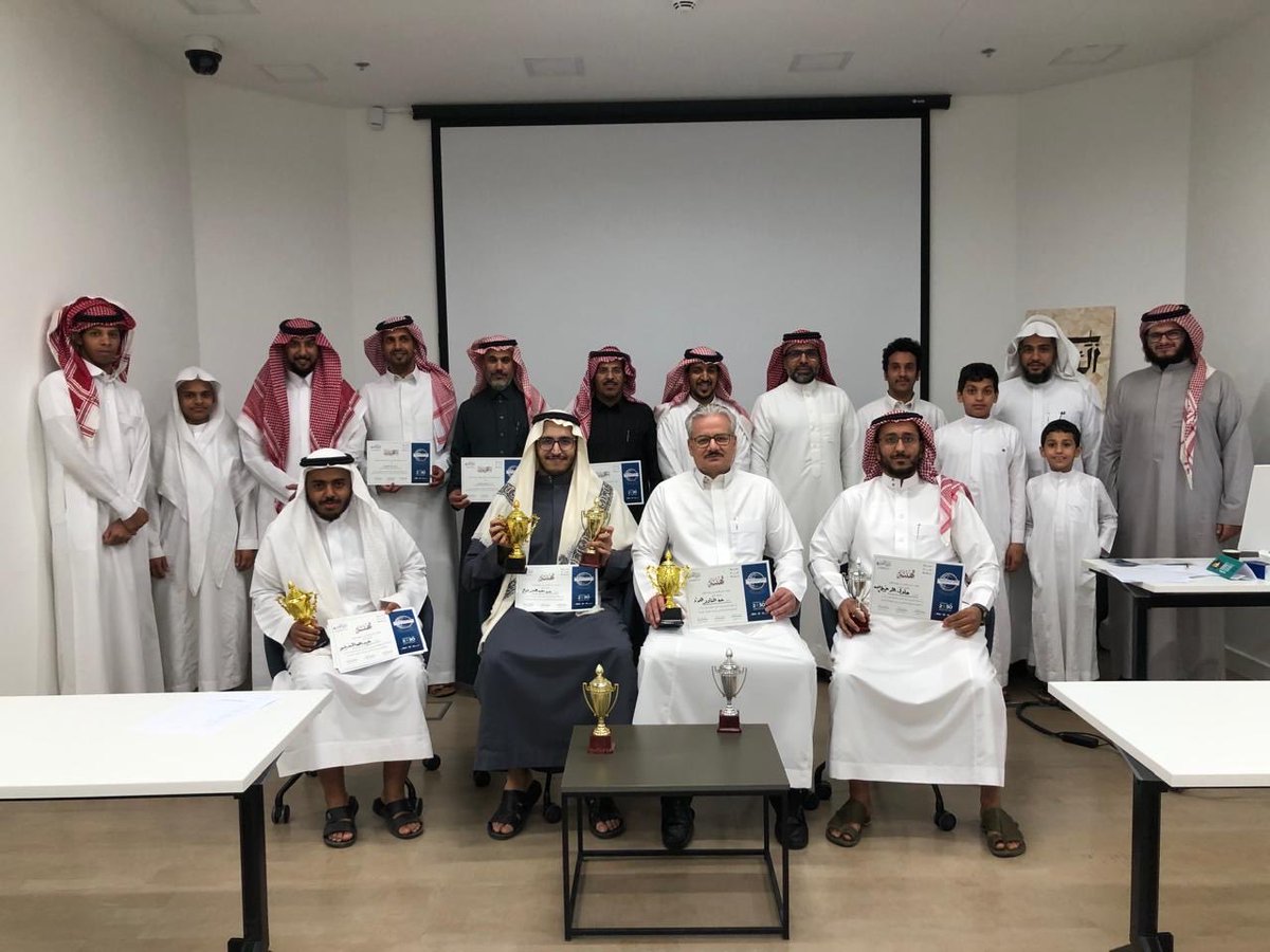 toastmastersQ2's tweet photo. ختام لقاء جديد من نادي القصيم | Toastmasters 💫

يوم الاثنين
1447-09-06
2026-02-23

اقيمت مسابقة النادي وسط اجواء تنافسية جميلة بين الاعضاء وتعزيز وتشجيع من الحضور ودقة وامانة من المقومين. 

مبارك لجميع الفائزين ونتطلع لتطور الجميع خطوة بخطوة نحو مسابقات ومناصب اقوى وافضل باذن الله.

شكرًا لكل من شارك من الاعضاء والضيوف ولكل من أسهم في صنع هذا الجو التنافسي والجميل!

#حيث_يصنع_المتحدثون
#Toastmasters #PublicSpeaking #Leadership #ToastmastersSaud
#القيادة #الخطابة #توستماسترز #التواصل