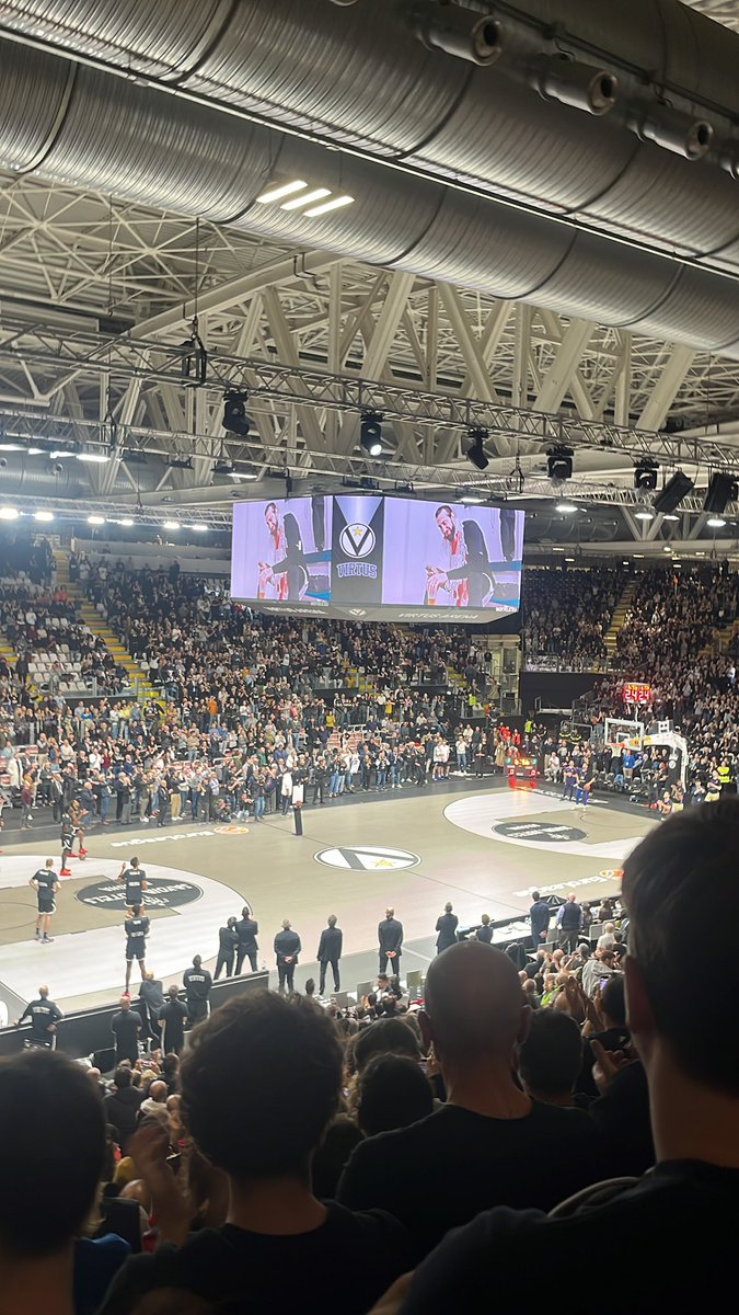 🤍🖤🤍🖤🤍🖤