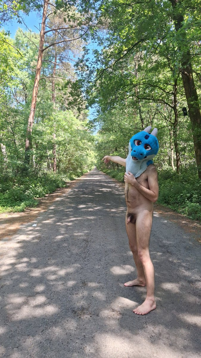 Lewd Blue Derg tweet media